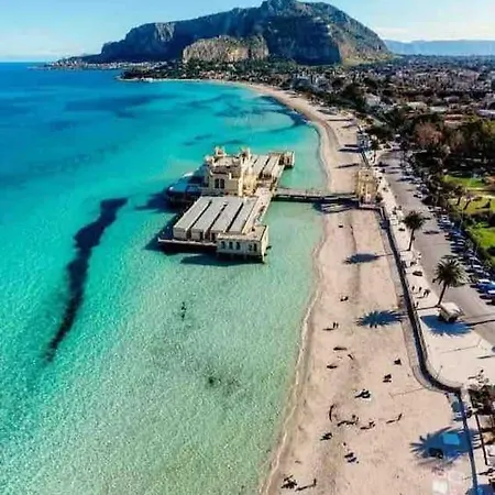 شقة Lilla' House Center باليرمو